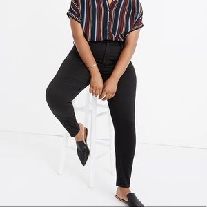 Madewell Curvy Highrise Skinny Jean 🖤